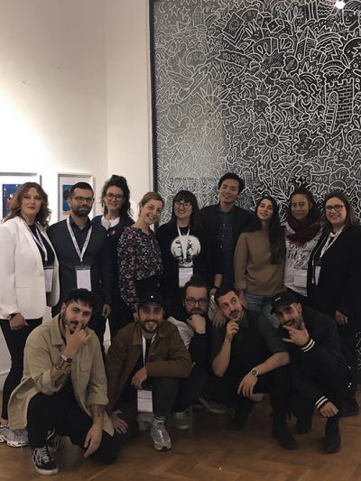 The team and the artists, which collaborated together for the good execution of the event, posing during the last evening of the Cose Belle Festival 2019.
